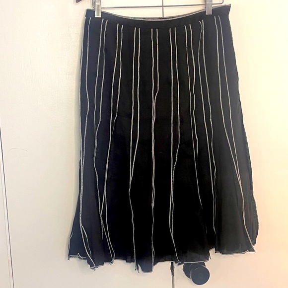 Carole Little Elegant Black Linen Skirt Skirt with White Stripes Size 8 - Picture 1 of 5